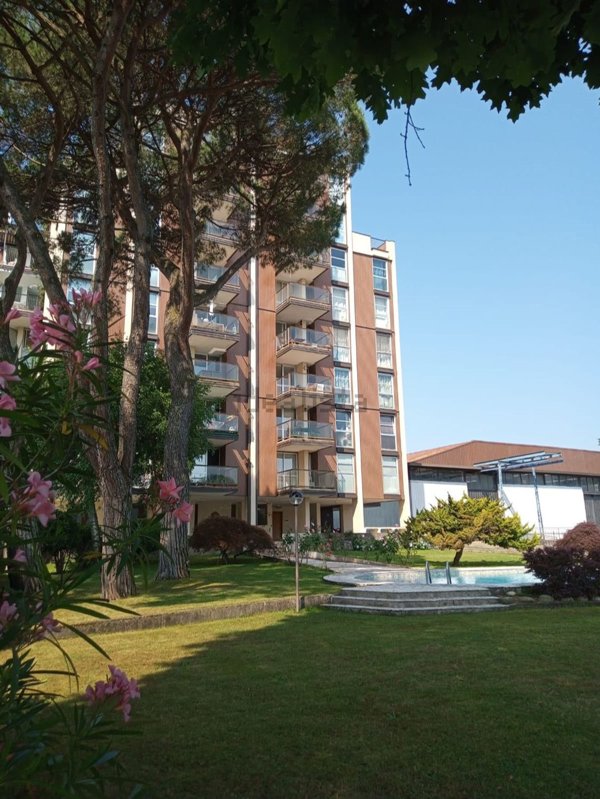 appartamento in vendita a Dormelletto
