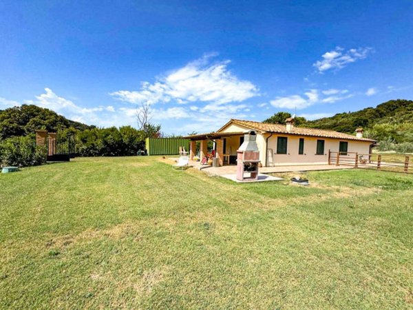 casa indipendente in vendita a Bibbona
