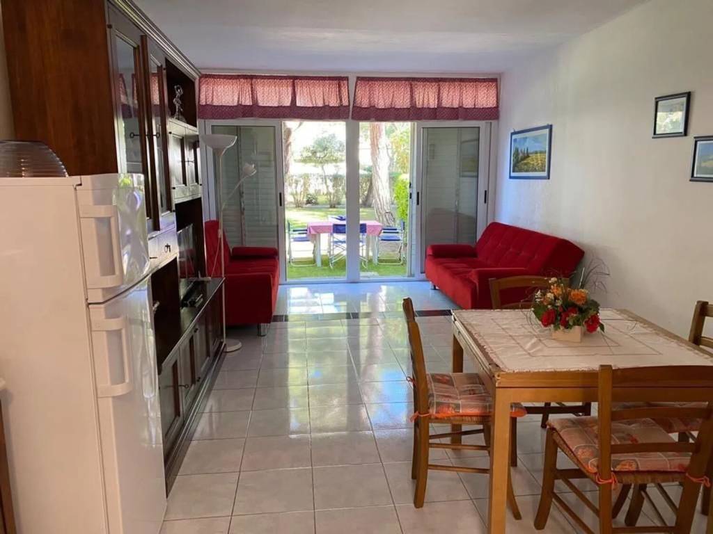 appartamento in vendita a Bibbona in zona Marina di Bibbona