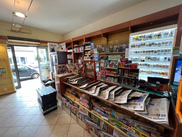 negozio in vendita a Bibbona in zona La California