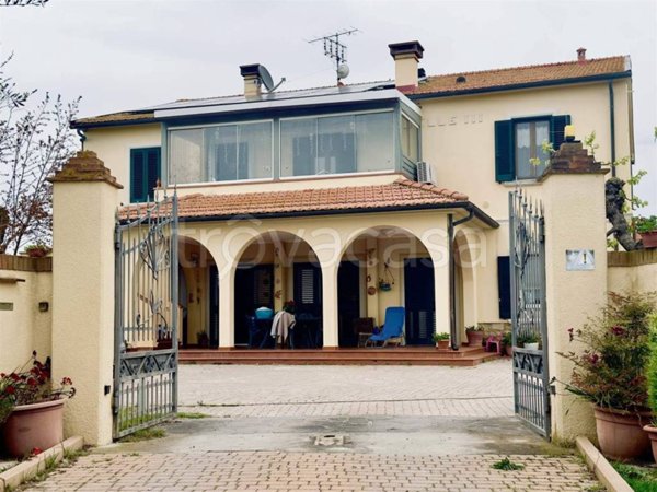 casa indipendente in vendita a Bibbona