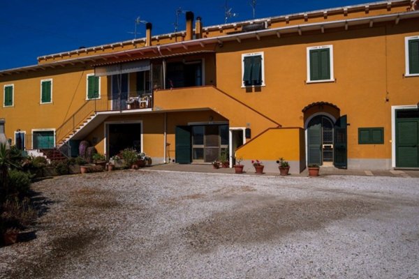 appartamento in vendita a Bibbona in zona Marina di Bibbona