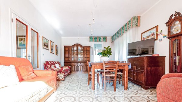 casa indipendente in vendita a Bibbona