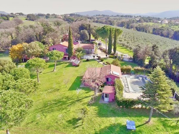 casa indipendente in vendita a Bibbona