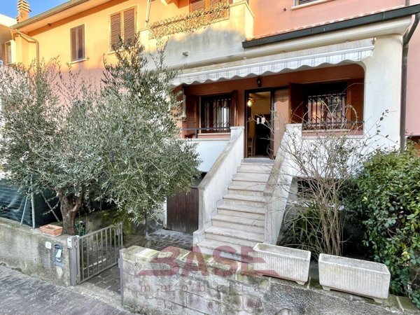 appartamento in vendita a Bibbona in zona Marina di Bibbona