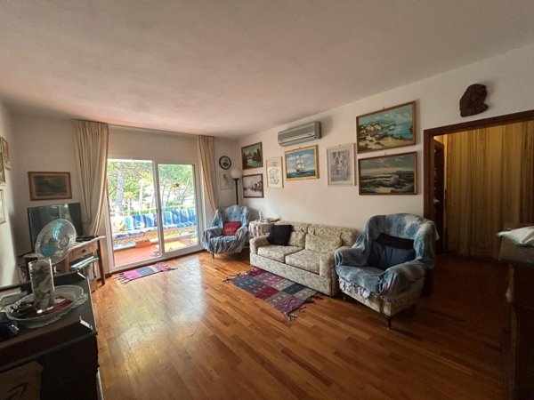 appartamento in vendita a Bibbona in zona Marina di Bibbona