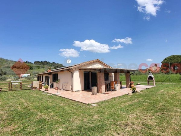 casa indipendente in vendita a Bibbona