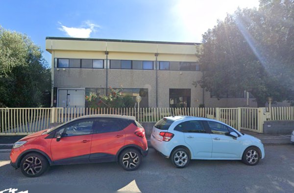 locale di sgombero in vendita a Bibbona