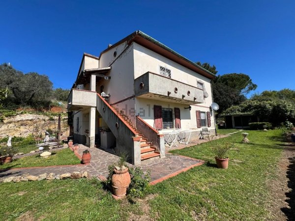 casale in vendita a Bibbona