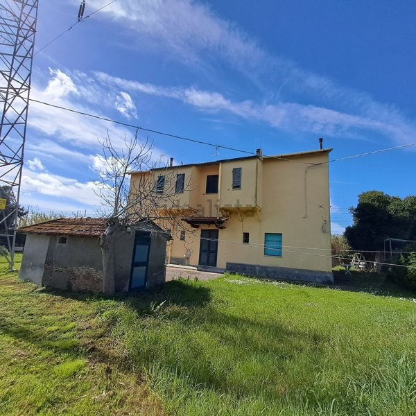 appartamento in vendita a Bibbona in zona Marina di Bibbona