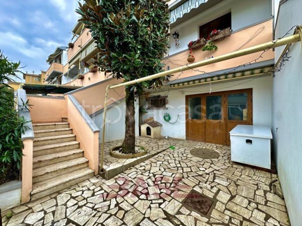 appartamento in vendita a Bibbona in zona Marina di Bibbona