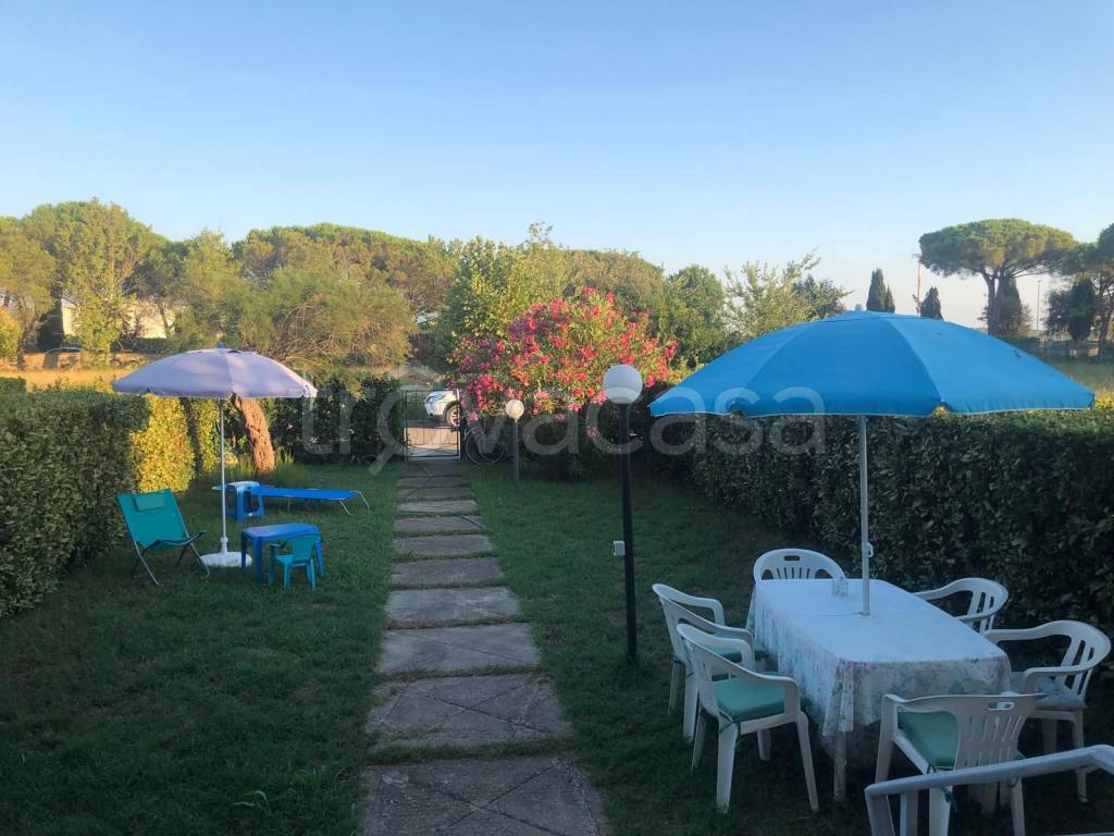appartamento in vendita a Bibbona in zona Marina di Bibbona
