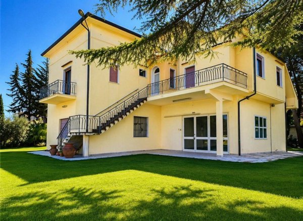 casa indipendente in vendita a Bibbona