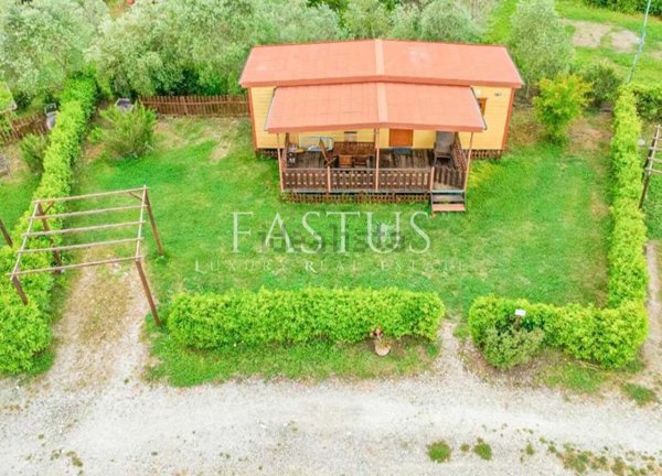 casa indipendente in vendita a Bibbona