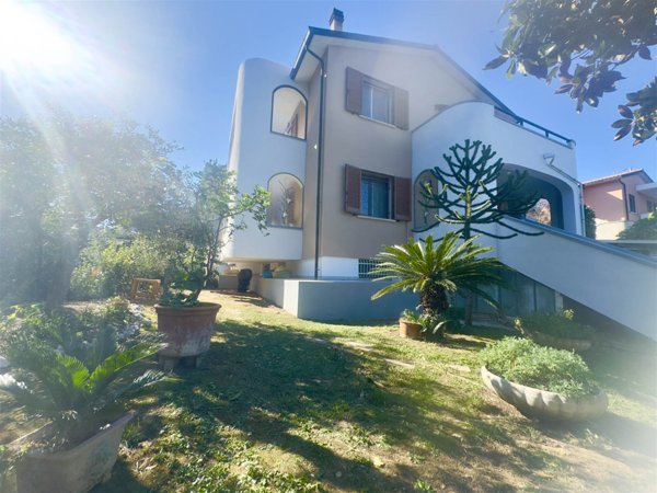 appartamento in vendita a Bibbona in zona La California