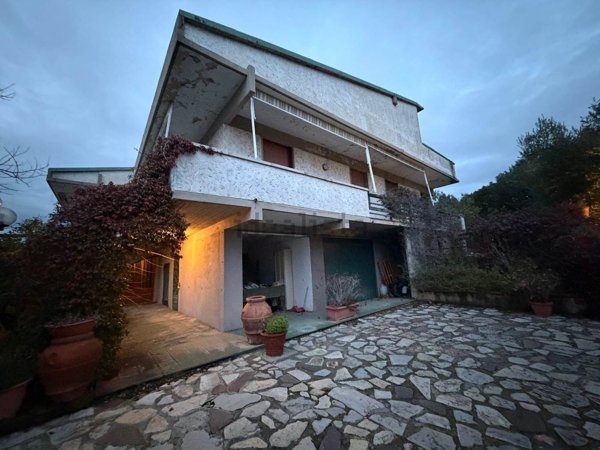 casa indipendente in vendita a Bibbona