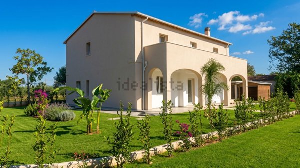 casa indipendente in vendita a Bibbona in zona La California
