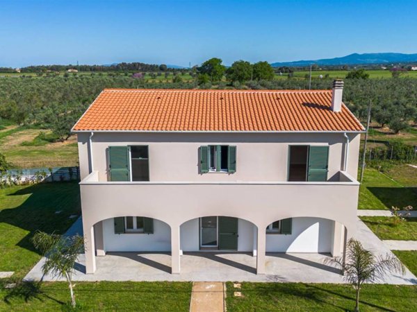 casa indipendente in vendita a Bibbona