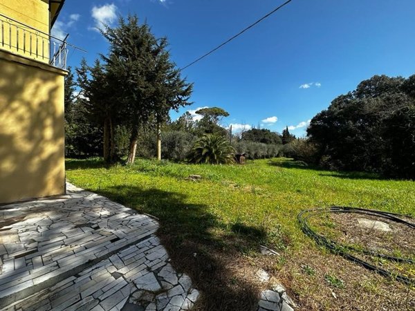 casa indipendente in vendita a Bibbona