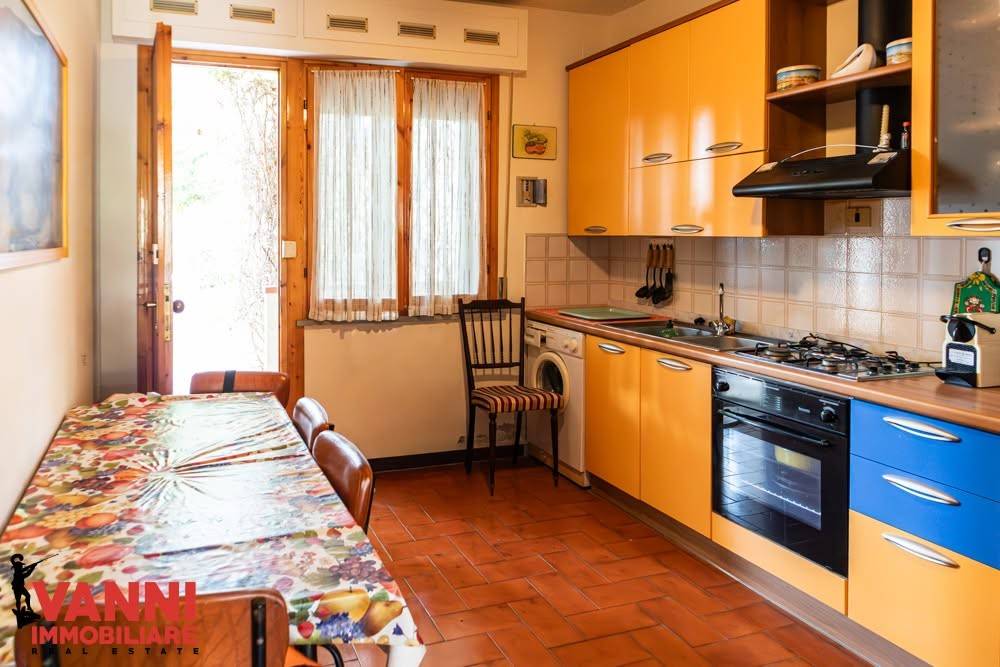 appartamento in vendita a Bibbona in zona Marina di Bibbona