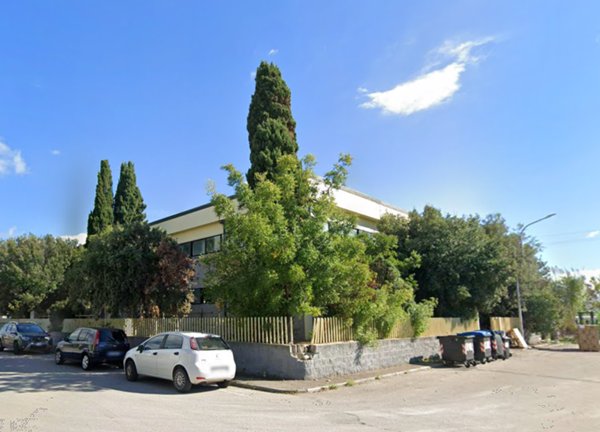 locale di sgombero in vendita a Bibbona in zona La California