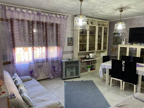 appartamento in vendita a Campiglia Marittima in zona Venturina