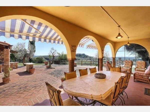 casa indipendente in vendita a Campiglia Marittima
