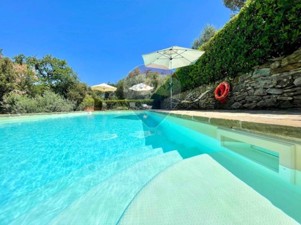 casa indipendente in vendita a Campiglia Marittima in zona Venturina