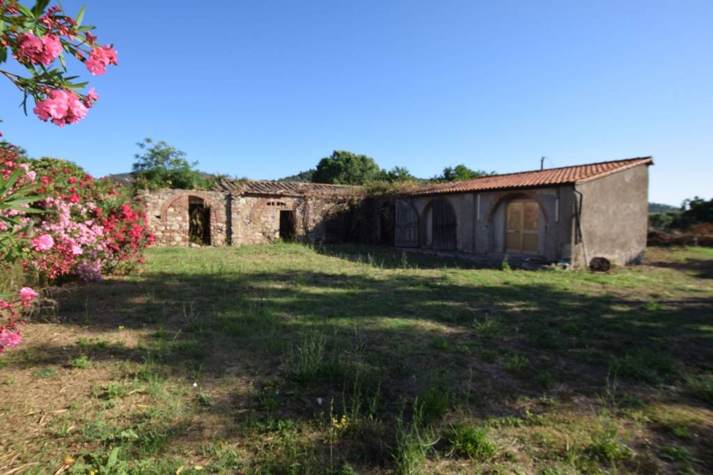 casa indipendente in vendita a Campiglia Marittima