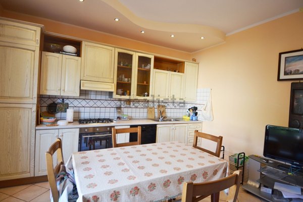 appartamento in vendita a Campiglia Marittima in zona Venturina