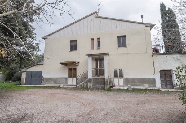 casa indipendente in vendita a Campiglia Marittima in zona Cafaggio