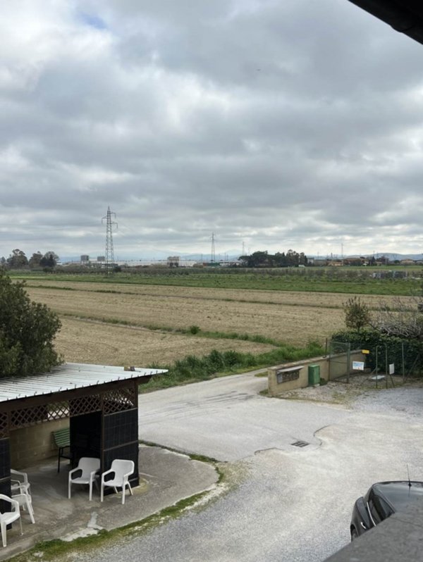appartamento in vendita a Campiglia Marittima in zona Venturina