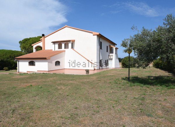 casa indipendente in vendita a Campiglia Marittima