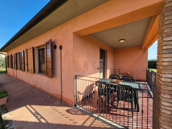 casa indipendente in vendita a Campiglia Marittima