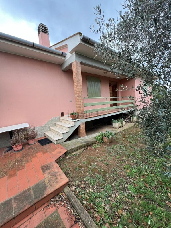 casa indipendente in vendita a Campiglia Marittima