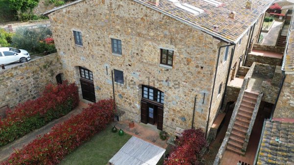appartamento in vendita a Campiglia Marittima