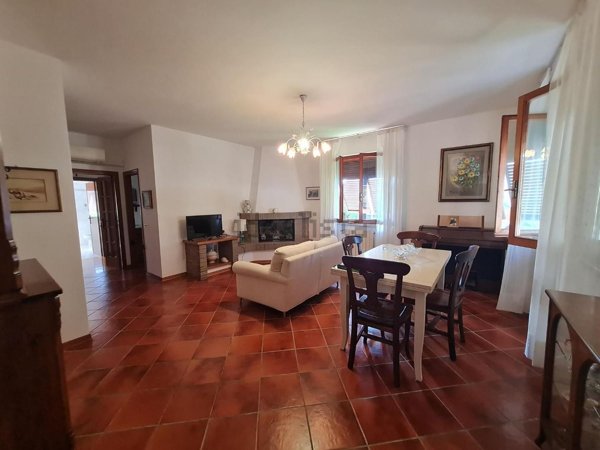 casa indipendente in vendita a Campiglia Marittima