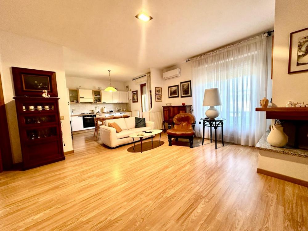 appartamento in vendita a Campiglia Marittima in zona Venturina
