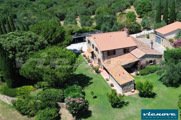 casa indipendente in vendita a Campiglia Marittima