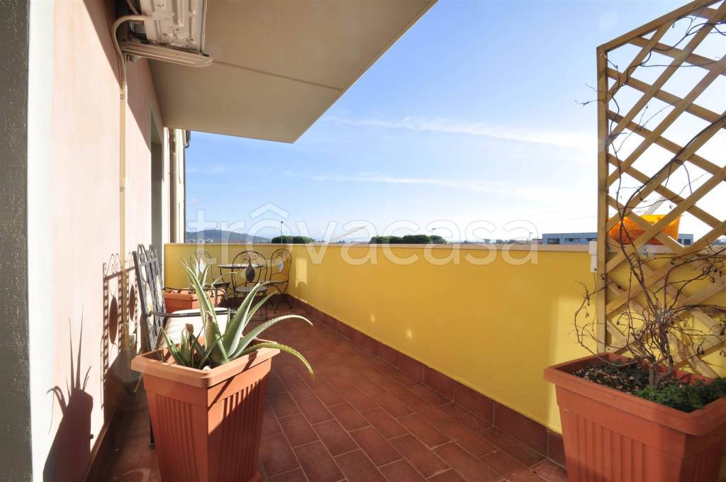 appartamento in vendita a Campiglia Marittima in zona Venturina