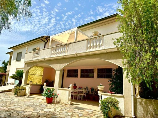casa indipendente in vendita a Campiglia Marittima