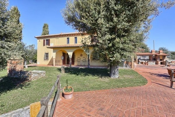 casa indipendente in vendita a Campiglia Marittima