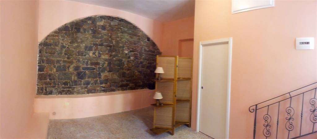 negozio in vendita a Campiglia Marittima