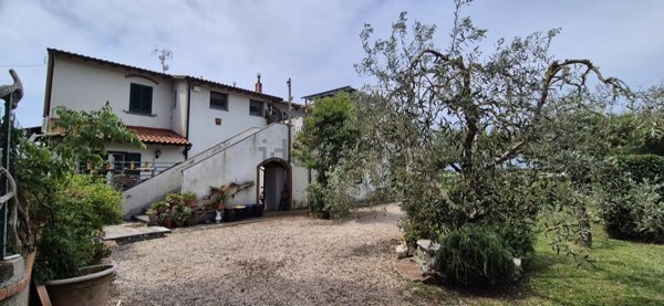 appartamento in vendita a Campiglia Marittima