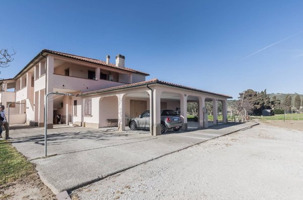 appartamento in vendita a Campiglia Marittima in zona Venturina