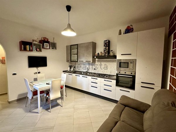 appartamento in vendita a Campiglia Marittima in zona Venturina