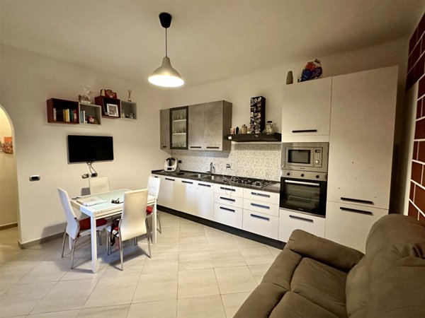 appartamento in vendita a Campiglia Marittima in zona Venturina