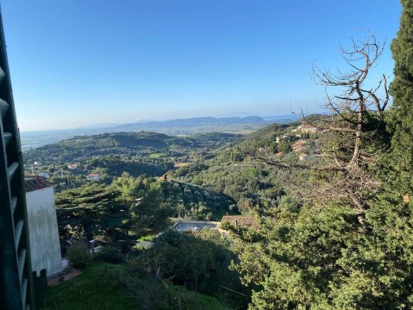 casa indipendente in vendita a Campiglia Marittima