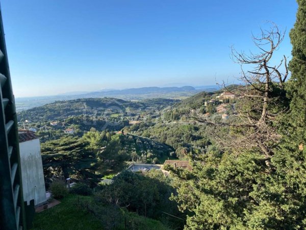casa indipendente in vendita a Campiglia Marittima