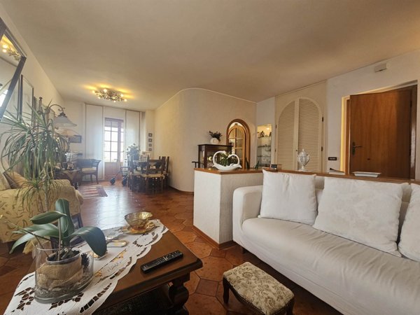 appartamento in vendita a Campiglia Marittima in zona Venturina